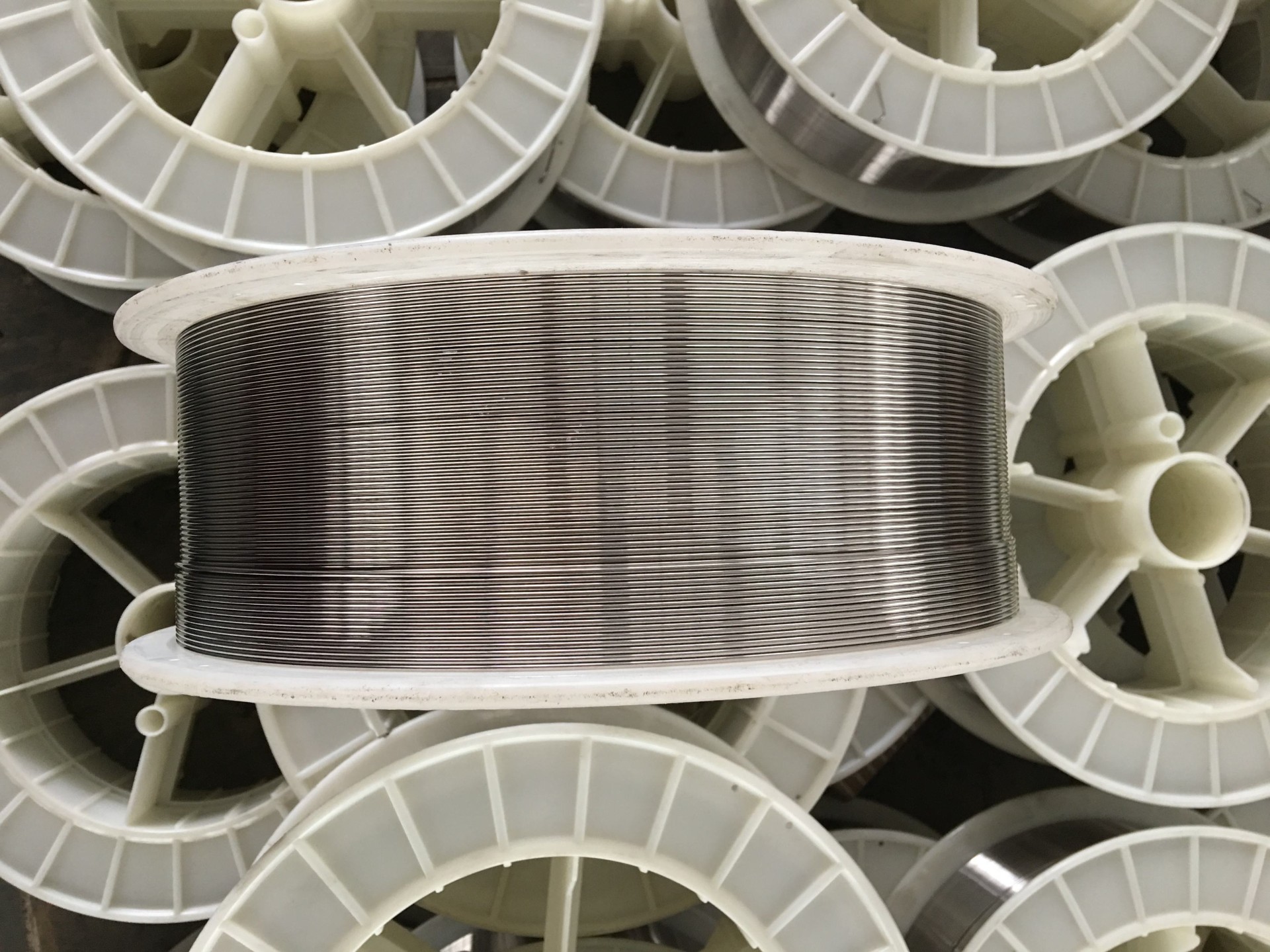 Manufacture Nickel Alloy Wels Wire Inconel 625 AWS ENiCrMo-3 Ernicrmo-13 Welding Wire Price Per Kg