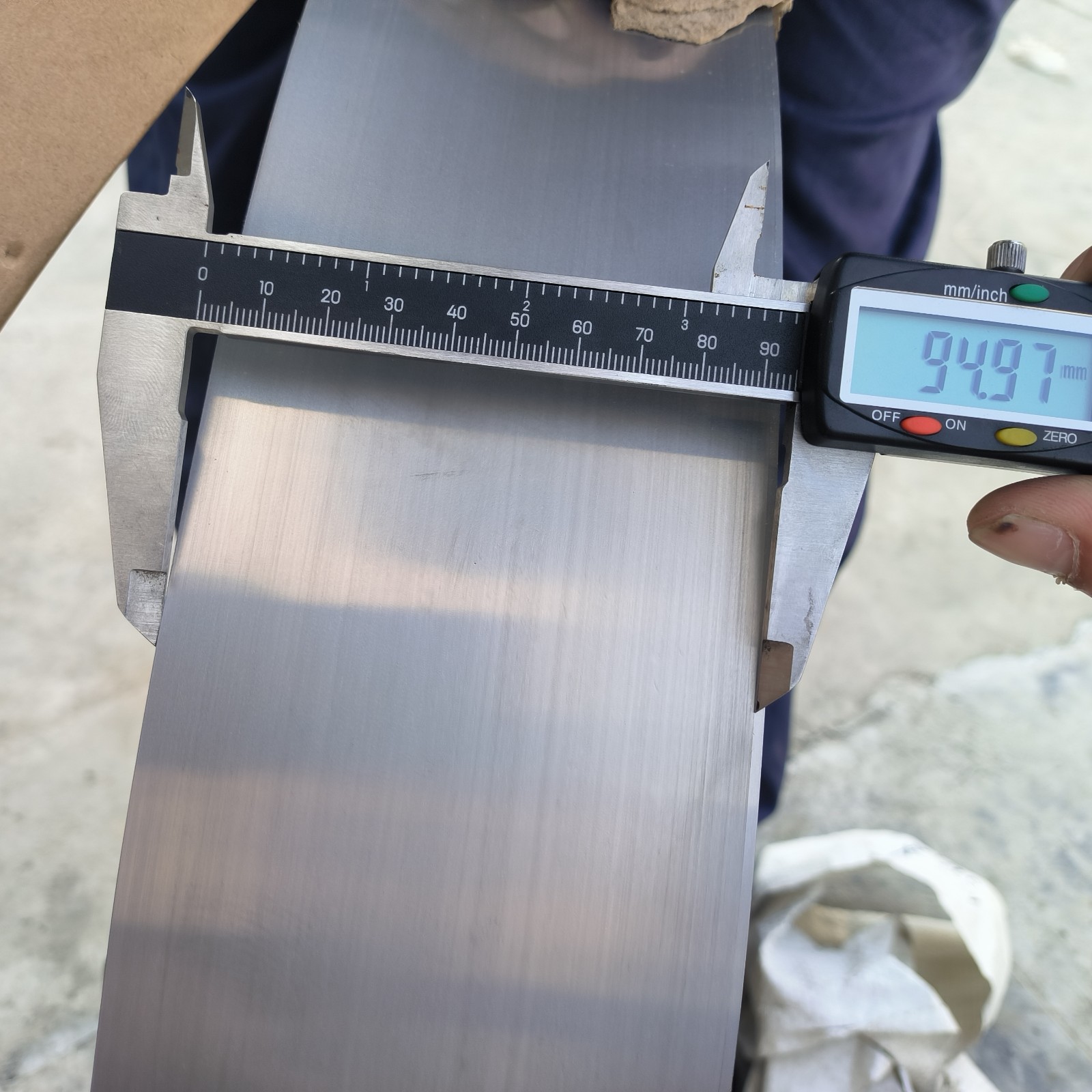 Pure Nickel Metal with Exceptional Corrosion Resistance for Industrial Applications