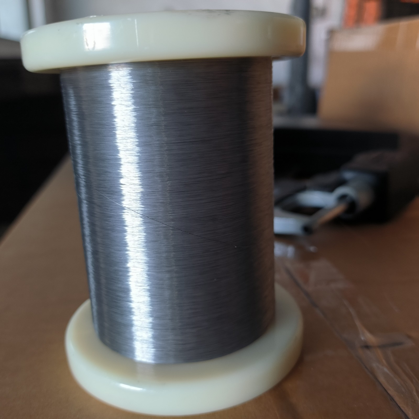 Monel Wire with Bright Finish, 8.80 G/cm³ Density, and Enhanced Corrosion Resistance