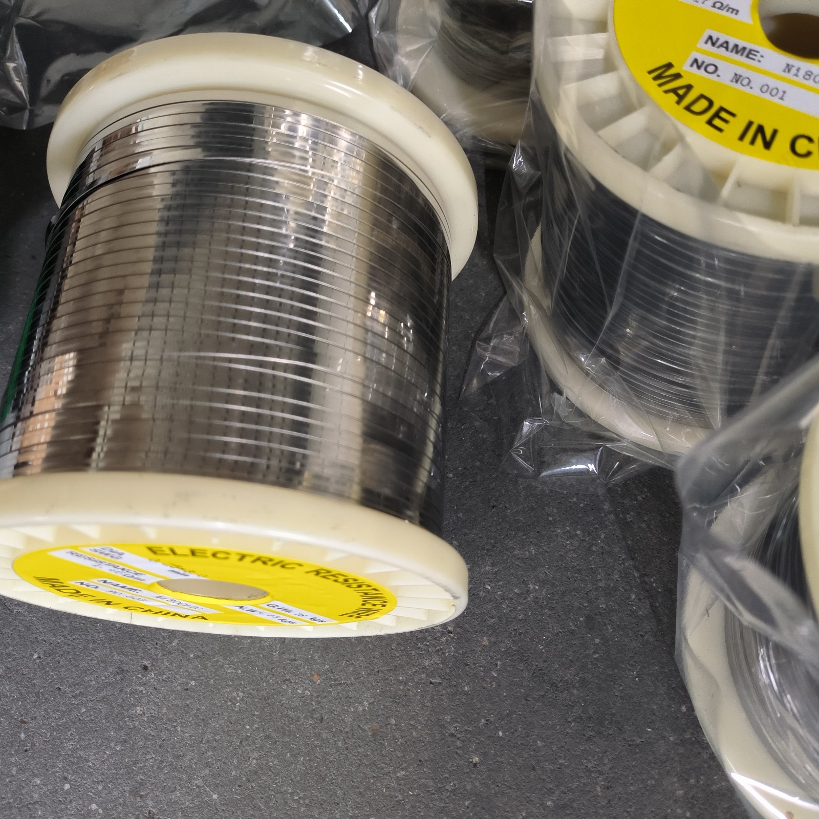 99.8% Density Pure nickel metal, high electrical and thermal conductivity